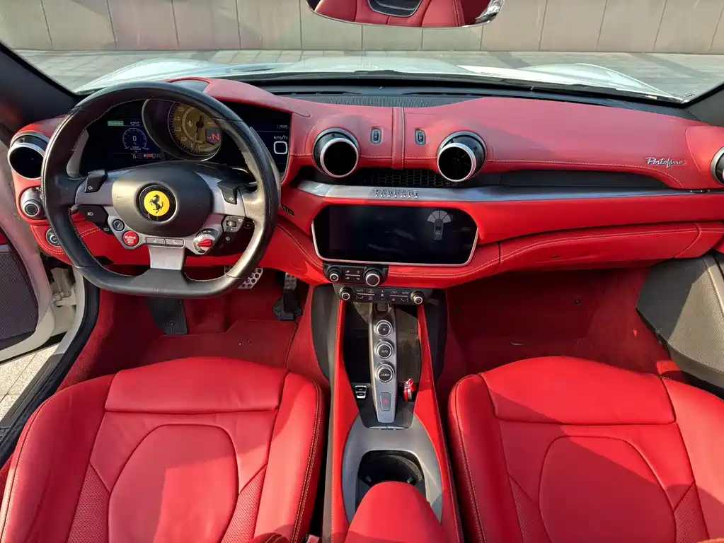 Ferrari Portofino 2018 3.9T 2019 - thumbnail 4