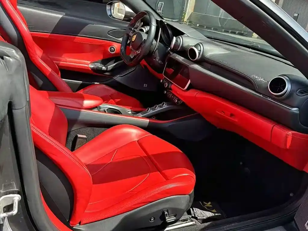 Ferrari Portofino 2018 3.9T 2019 - thumbnail 4