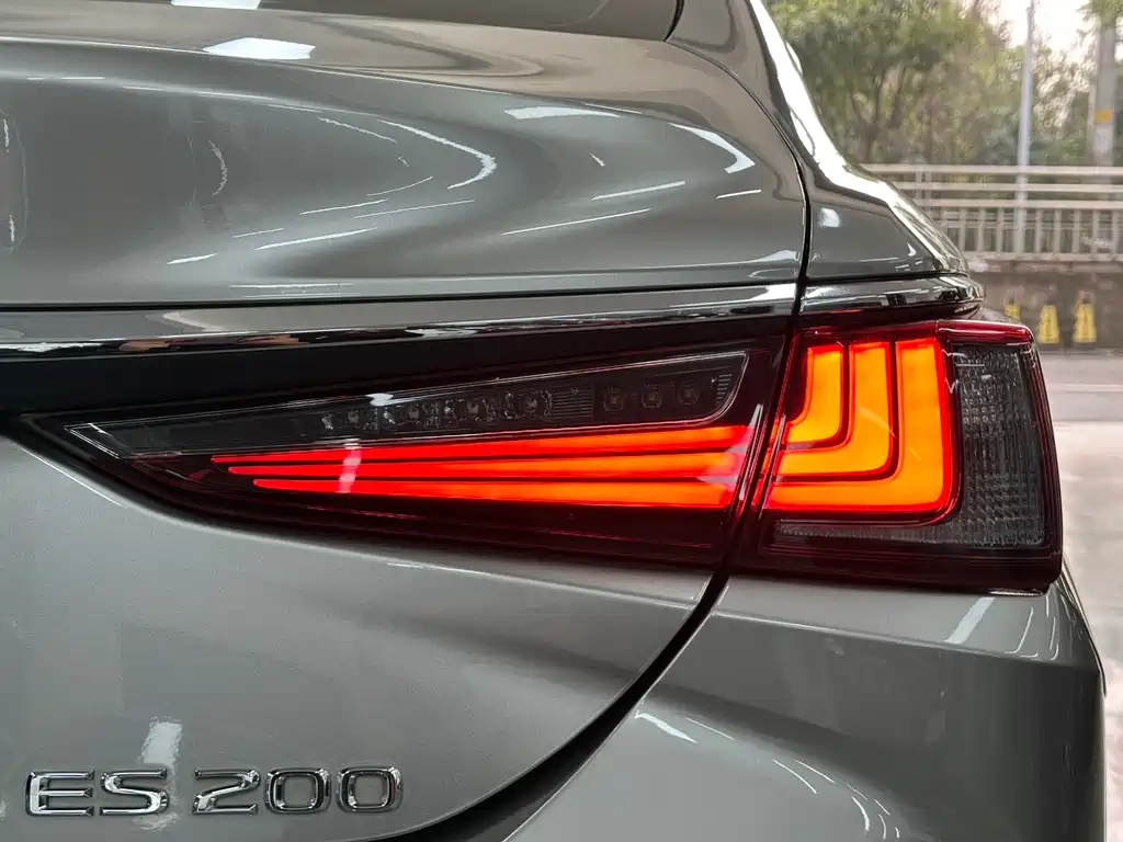 Lexus Lexus ES 2022 200 Excellent Edition 2022 - thumbnail 7