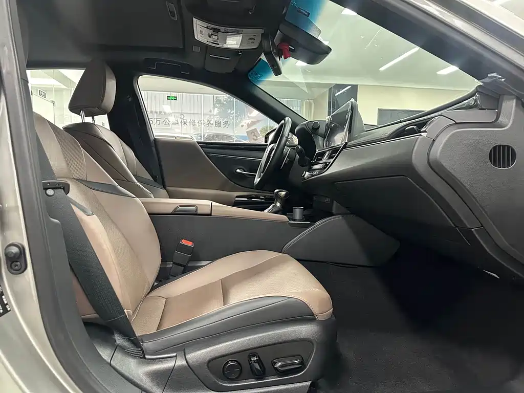 Lexus Lexus ES 2022 200 Excellent Edition 2022 - thumbnail 13