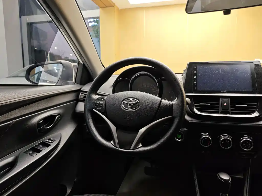 Toyota Toyota Vios 2022 1.5L 20th Anniversary Edition 2023 - thumbnail 14