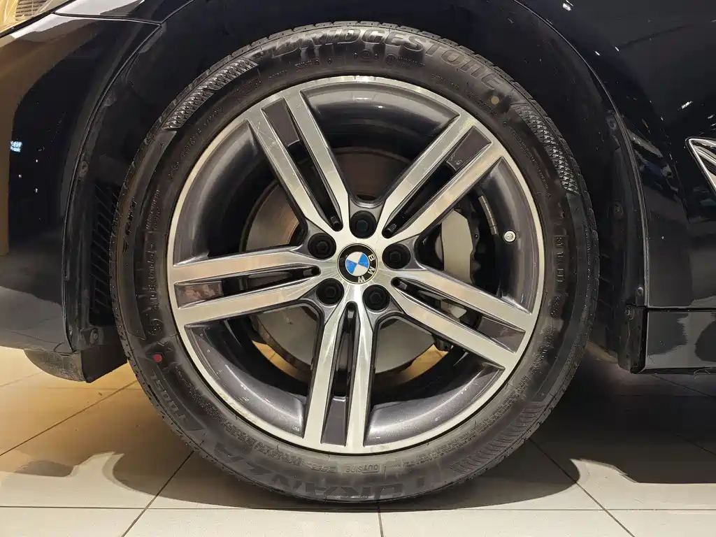 BMW BMW 5 Series 2021 Model Year Facelift 530Li Leading Edition Luxury Package 2021 - thumbnail 6