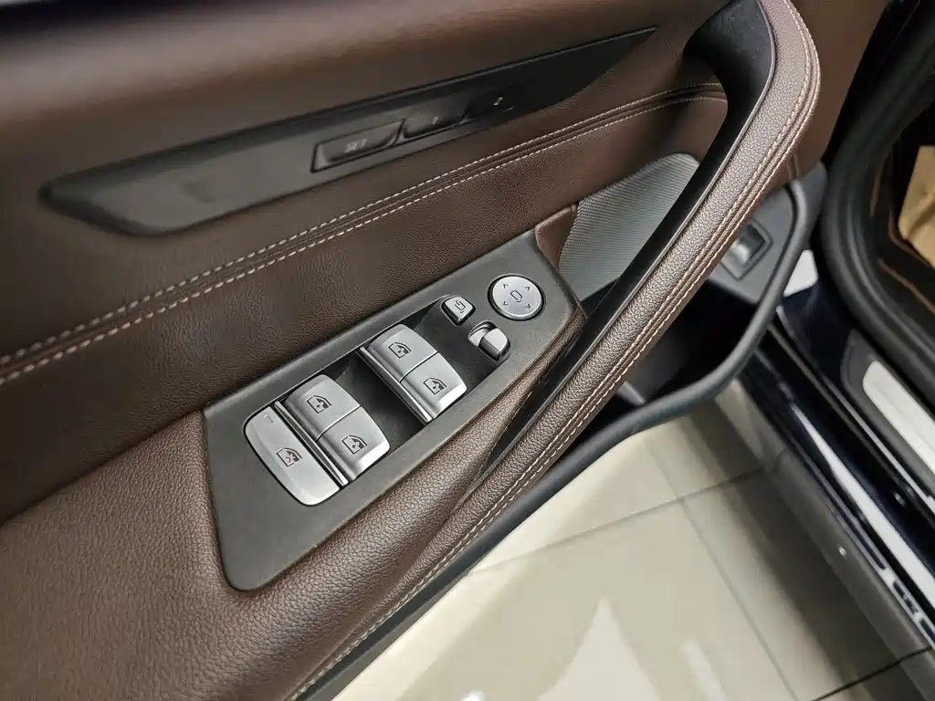 BMW BMW 5 Series 2021 Model Year Facelift 530Li Leading Edition Luxury Package 2021 - thumbnail 10
