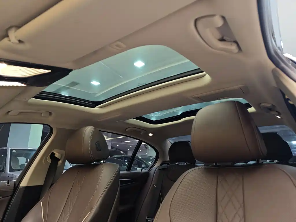 BMW BMW 5 Series 2021 Model Year Facelift 530Li Leading Edition Luxury Package 2021 - thumbnail 13