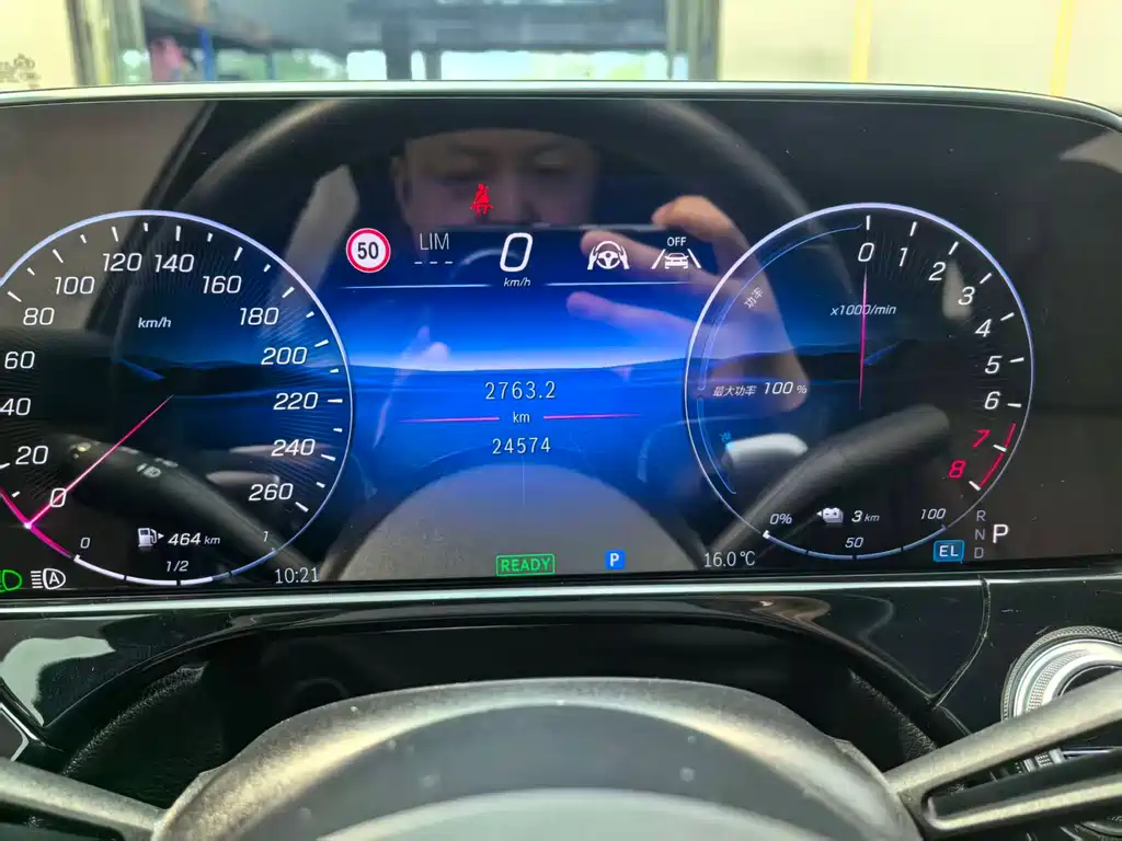 Mercedes-Benz Mercedes-Benz E-Class 2024 E 350 e L Plug-in Hybrid Sedan 2024 - thumbnail 3