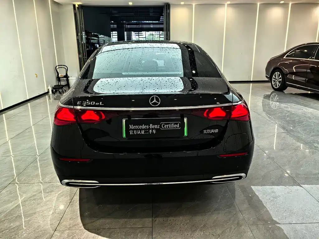 Mercedes-Benz Mercedes-Benz E-Class 2024 E 350 e L Plug-in Hybrid Sedan 2024 - thumbnail 14