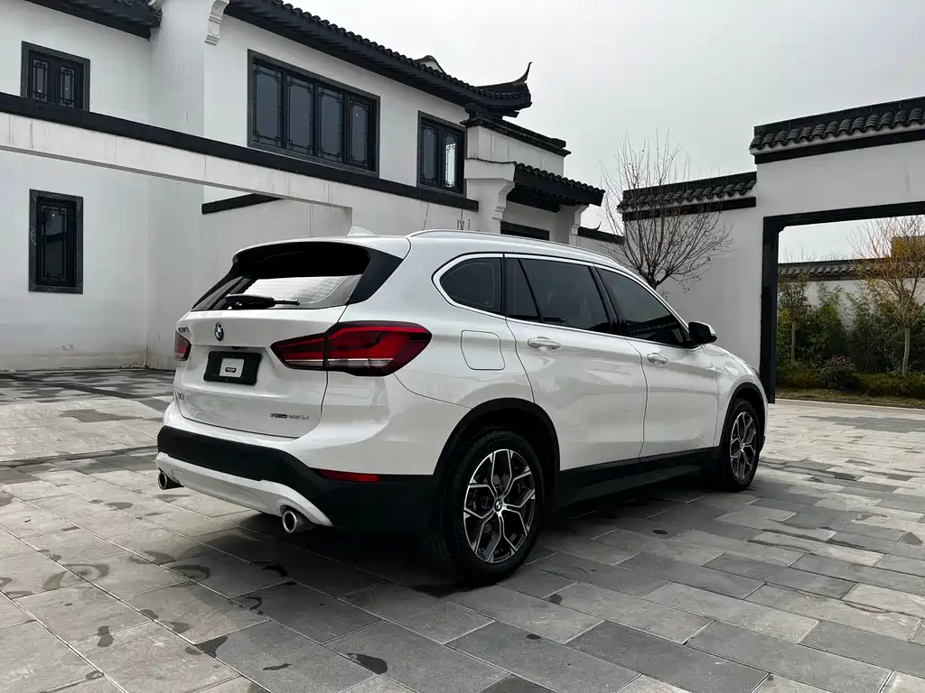 BMW BMW X1 2021 sDrive25Li Leading Edition 2021 - thumbnail 6