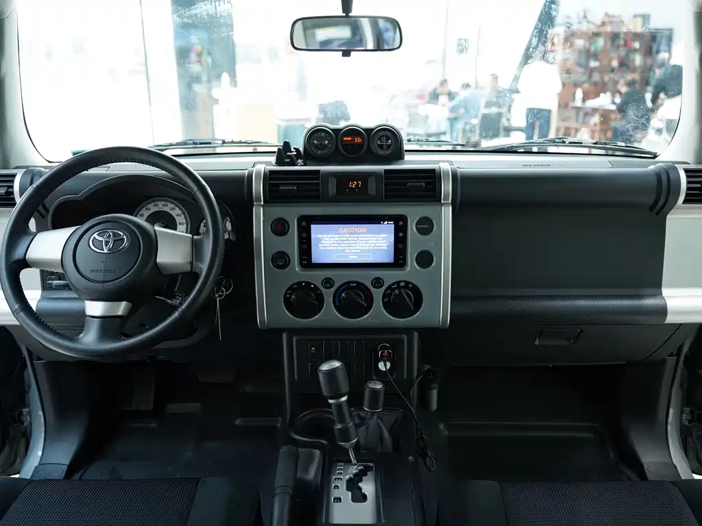 Toyota Toyota Land Cruiser FJ 2019 4.0L Middle East Version 2020 - thumbnail 8