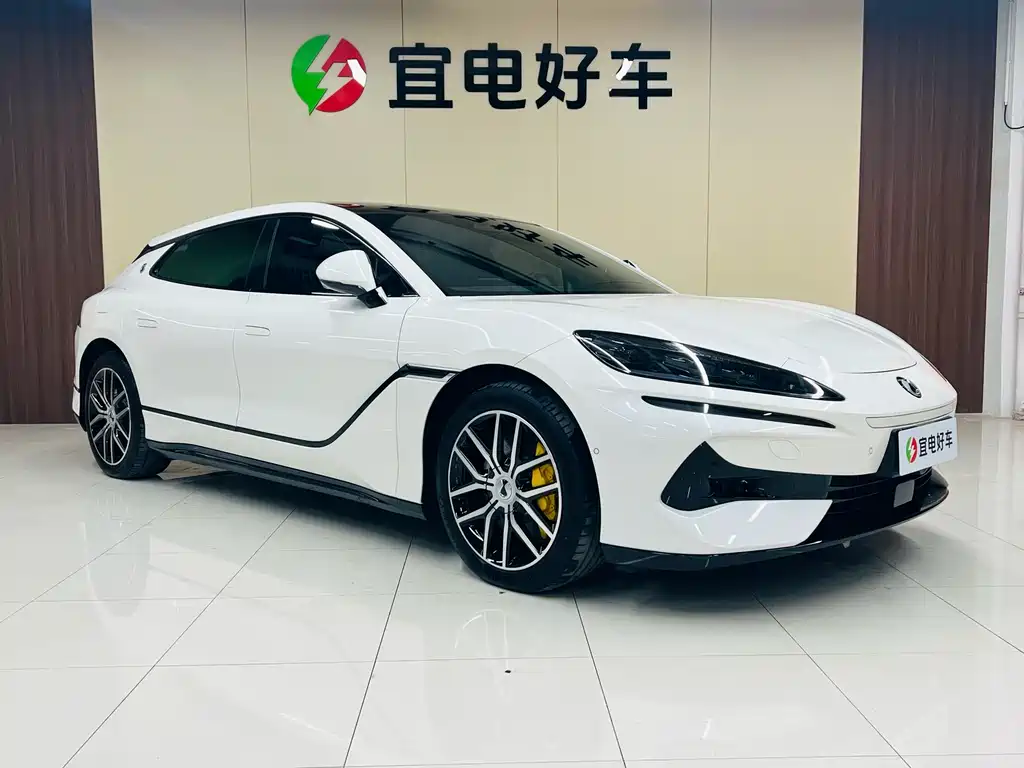 Denza Tang Z9GT 2024 1100 AWD Pro Edition 2025 - thumbnail 3