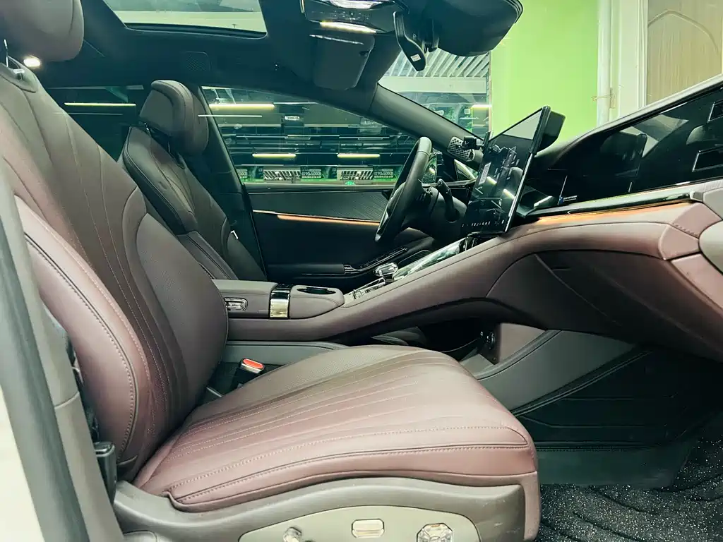 Denza Tang Z9GT 2024 1100 AWD Pro Edition 2025 - thumbnail 8
