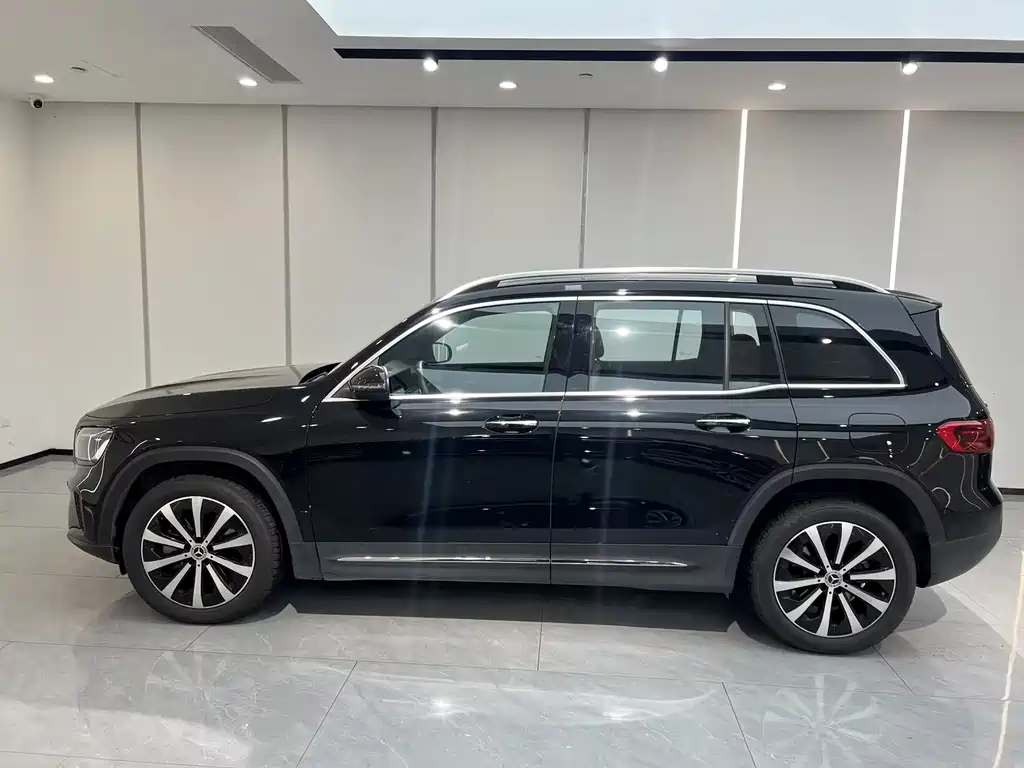 Mercedes-Benz Mercedes-Benz GLB 2025 GLB 220 Style 2025 - thumbnail 4