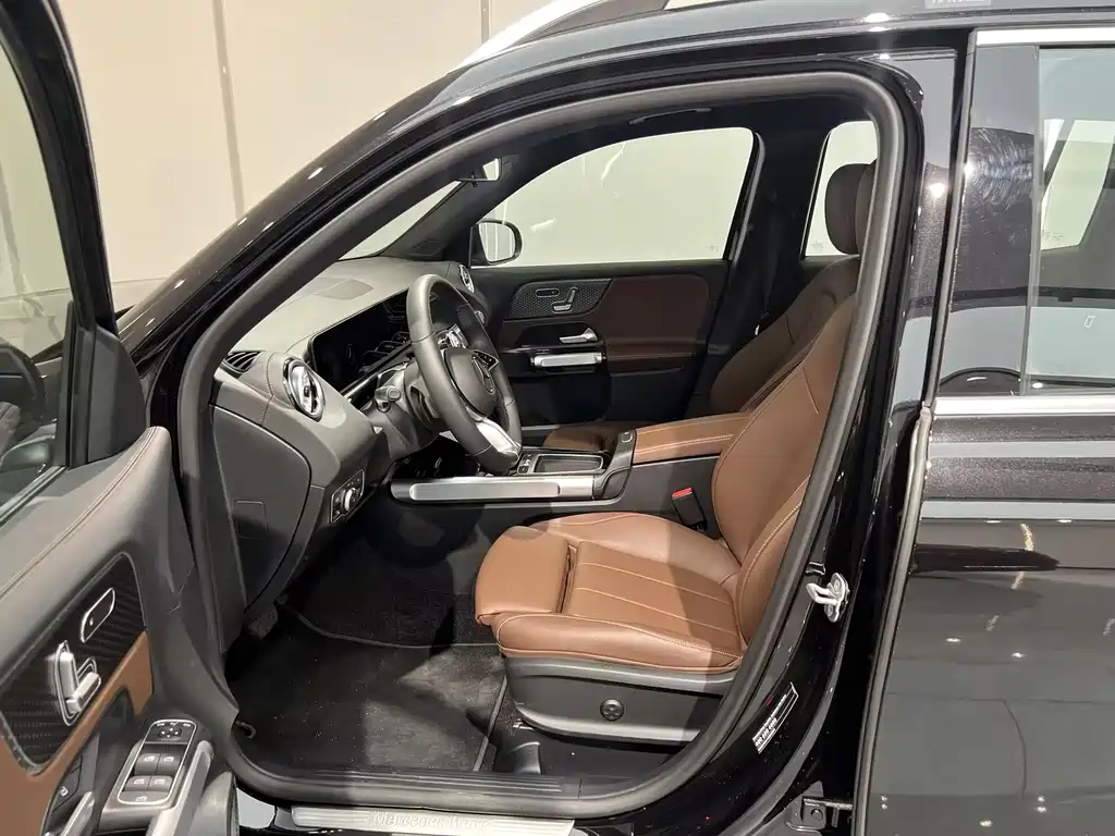 Mercedes-Benz Mercedes-Benz GLB 2025 GLB 220 Style 2025 - thumbnail 5