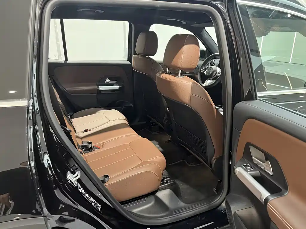 Mercedes-Benz Mercedes-Benz GLB 2025 GLB 220 Style 2025 - thumbnail 8