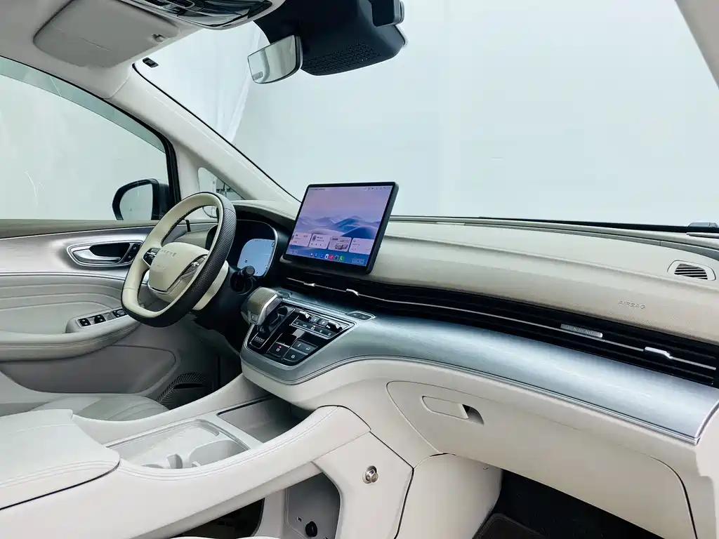 Roewe Roewe iMAX8 NEV 2025 1.5T DMH Land Luxury Edition 2025 - thumbnail 14