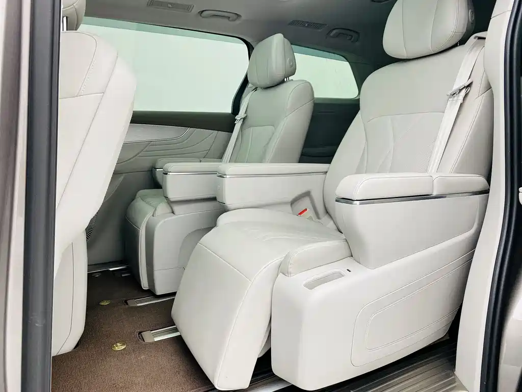 Roewe Roewe iMAX8 NEV 2025 1.5T DMH Land Luxury Edition 2025 - thumbnail 17