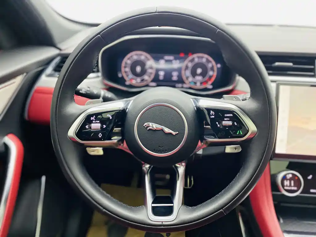 Jaguar Jaguar F-PACE 2024 P250 R-Dynamic SE 2024 - thumbnail 8