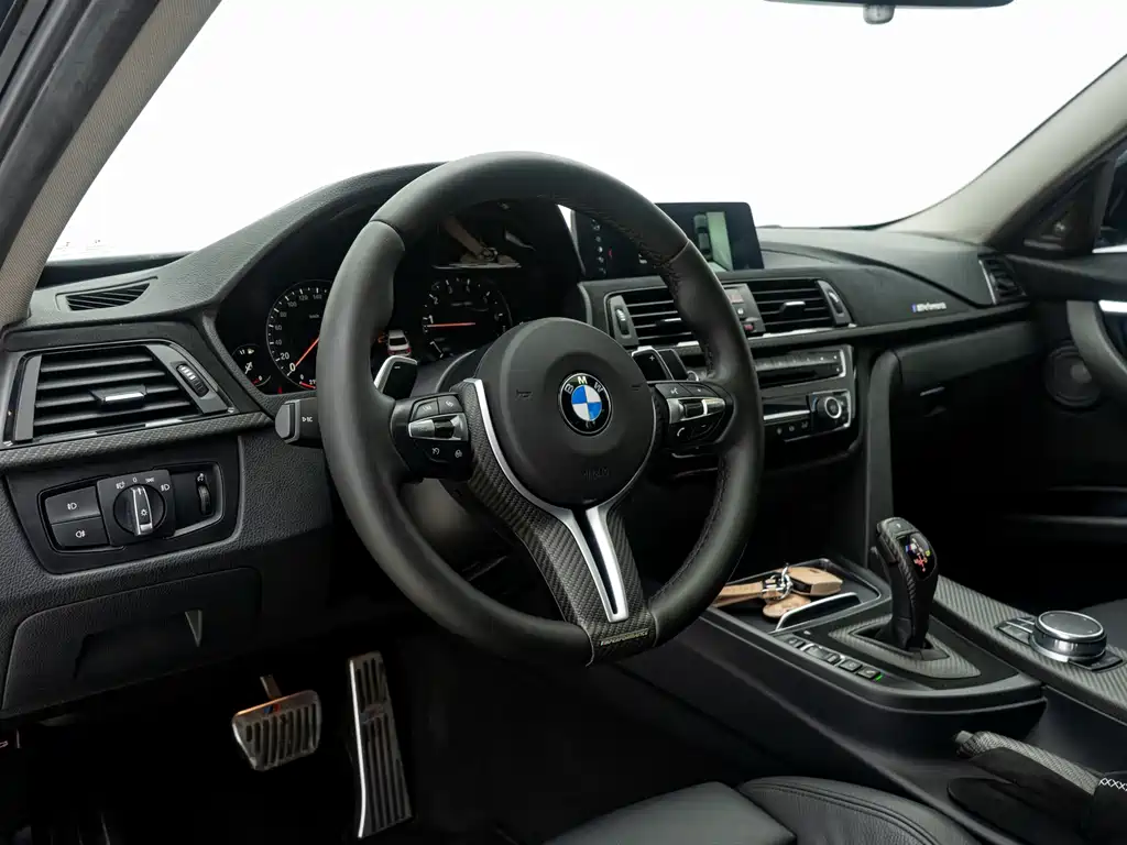 BMW BMW 3 Series 2018 330Li M Sport Shadow Night Edition 2018 - thumbnail 5
