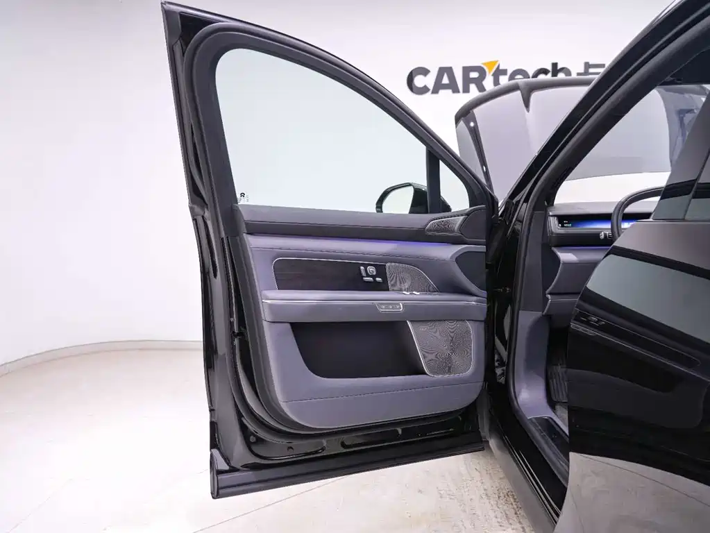 NIO NIO ES8 2026 7-seater Executive Luxury Edition 2025 - thumbnail 14