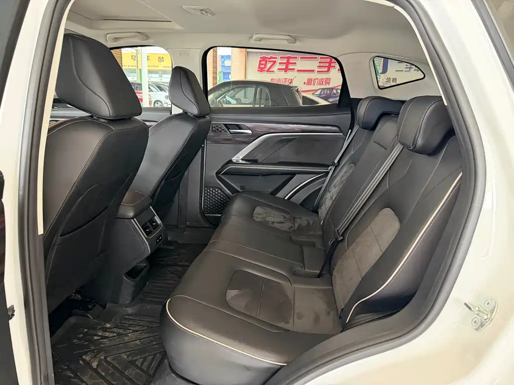 Haval Haval H6 2023 Guochao Edition 1.5T Automatic Urban Edition 2024 - thumbnail 6