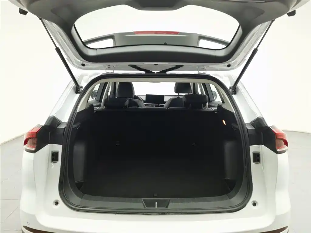 Haval Haval H6 2023 Guochao Edition 1.5T Auto Urban Edition 2023 - thumbnail 16