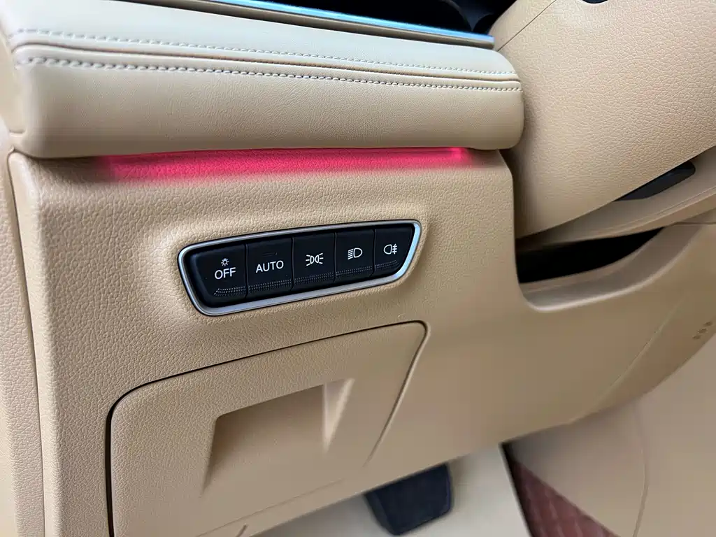 Lantu Automobile Lantu Dreamer 2024 PHEV Ultra-Long Range Premium Edition 2024 - thumbnail 5