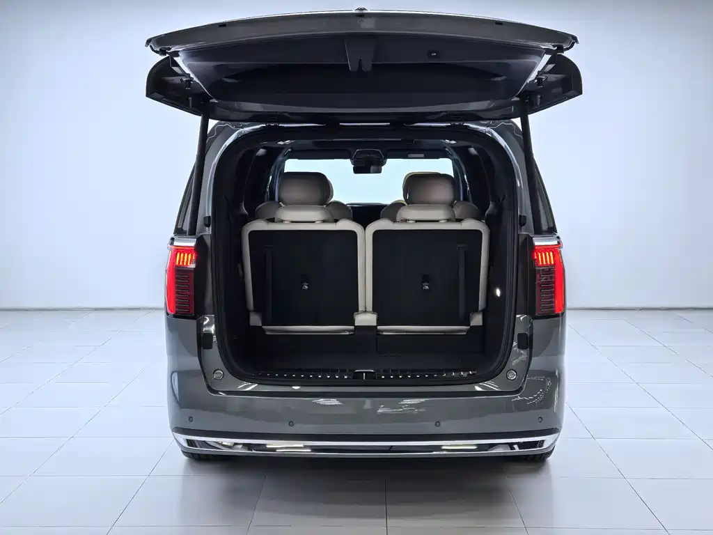 Zeekr Zeekr 009 2024 Six-Seat Executive Edition AWD 108kWh 2025 - thumbnail 6