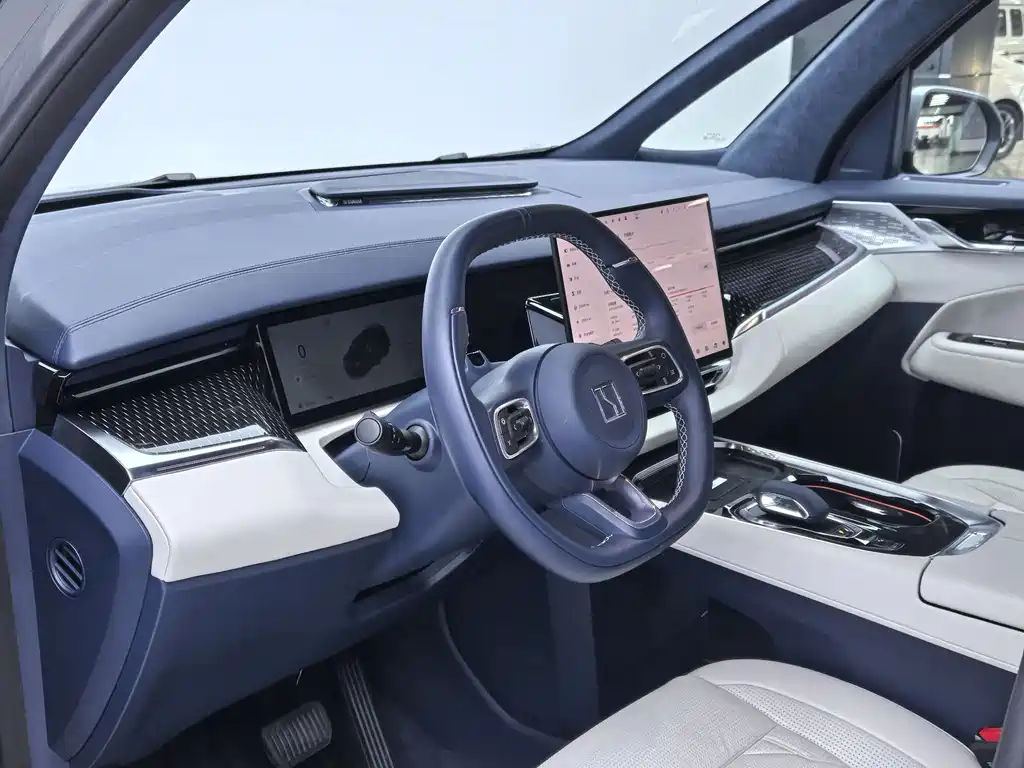 Zeekr Zeekr 009 2024 Six-Seat Executive Edition AWD 108kWh 2025 - thumbnail 12