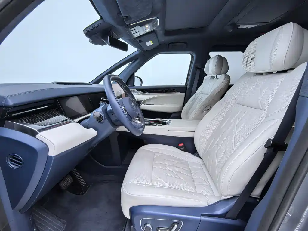 Zeekr Zeekr 009 2024 Six-Seat Executive Edition AWD 108kWh 2025 - thumbnail 14
