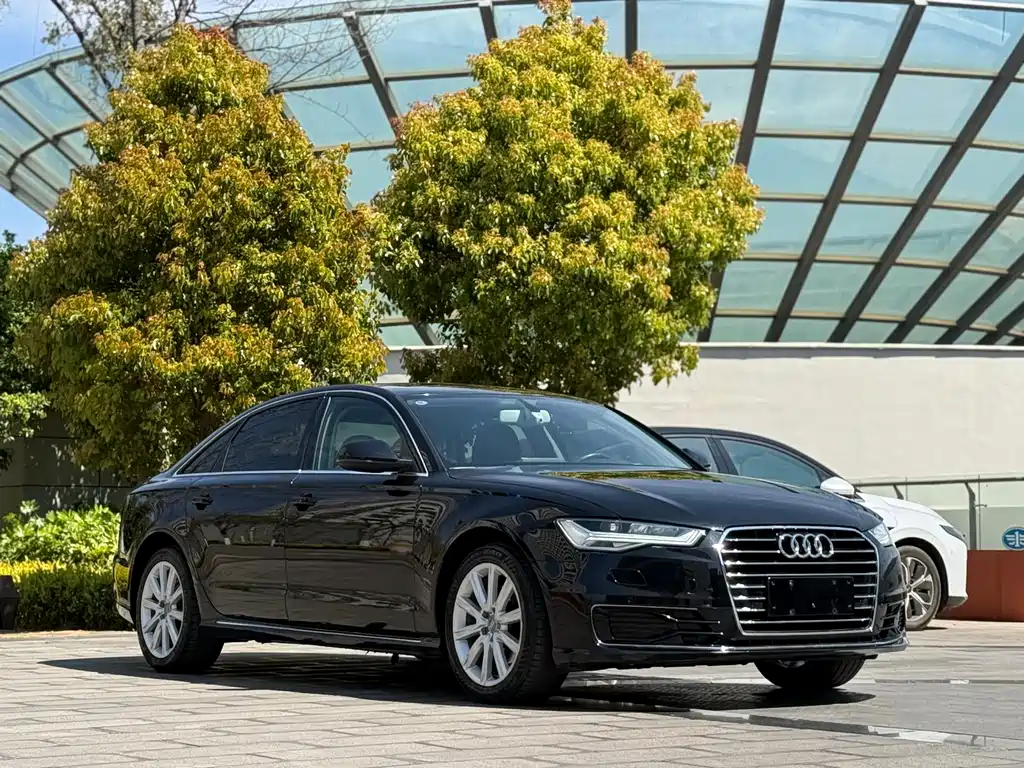 Audi Audi A6L 2018 30th Anniversary Edition TFSI Advanced Model 2018 - thumbnail 3