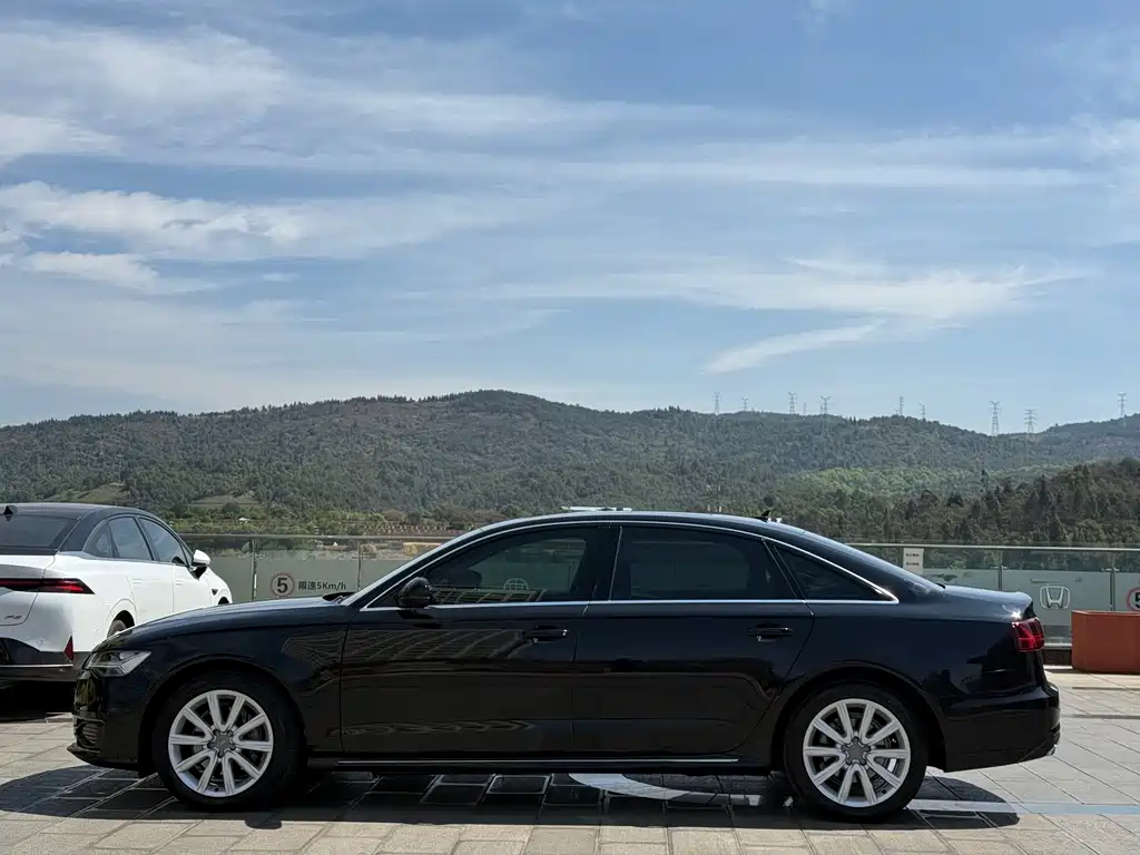 Audi Audi A6L 2018 30th Anniversary Edition TFSI Advanced Model 2018 - thumbnail 10