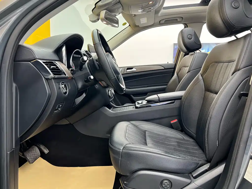 Mercedes-Benz Mercedes-Benz GLE 2018 GLE 320 4MATIC Dynamic Model Premium Edition 2019 - thumbnail 7