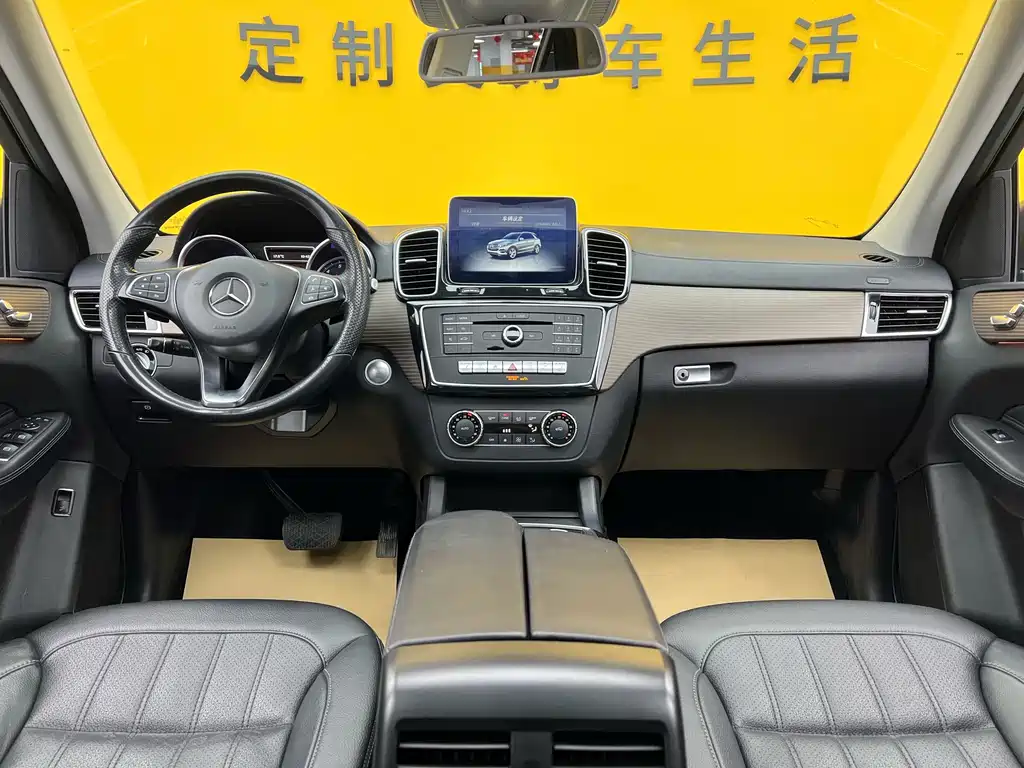 Mercedes-Benz Mercedes-Benz GLE 2018 GLE 320 4MATIC Dynamic Model Premium Edition 2019 - thumbnail 10