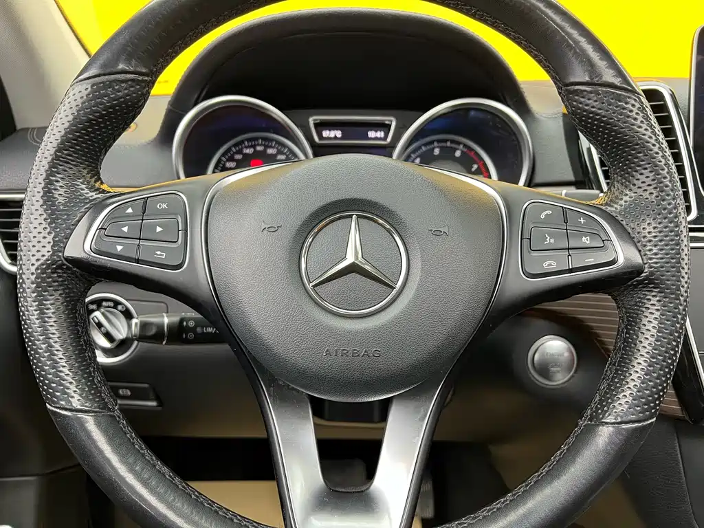 Mercedes-Benz Mercedes-Benz GLE 2018 GLE 320 4MATIC Dynamic Model Premium Edition 2019 - thumbnail 12