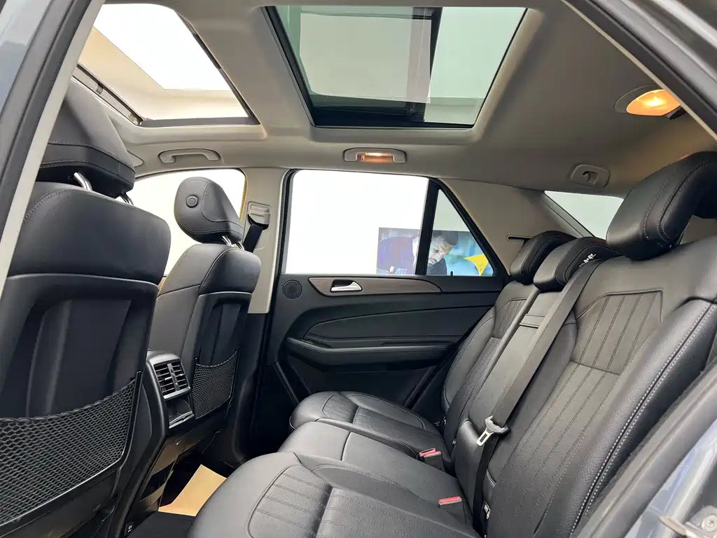 Mercedes-Benz Mercedes-Benz GLE 2018 GLE 320 4MATIC Dynamic Model Premium Edition 2019 - thumbnail 22