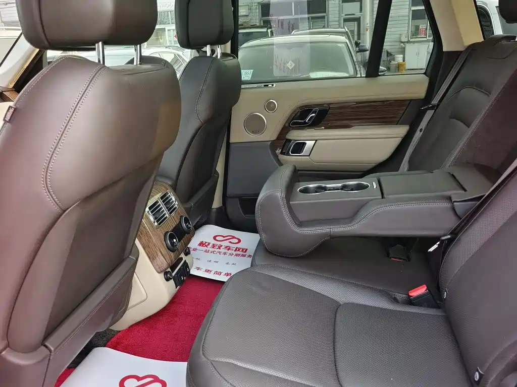 Land Rover Range Rover 2019 3.0 SCV6 Heritage Edition 2019 - thumbnail 10