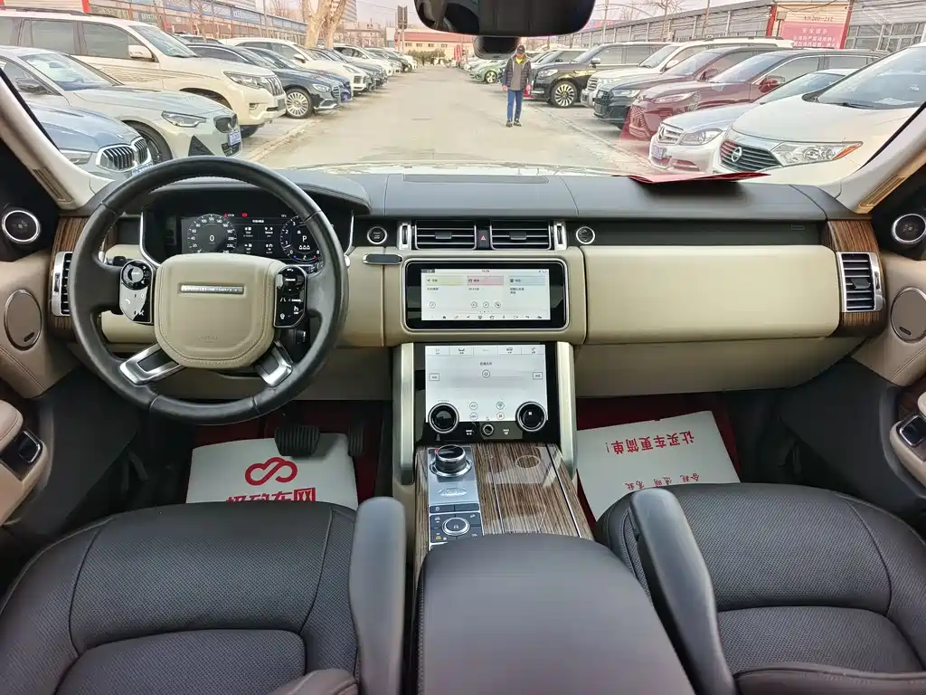 Land Rover Range Rover 2019 3.0 SCV6 Heritage Edition 2019 - thumbnail 15