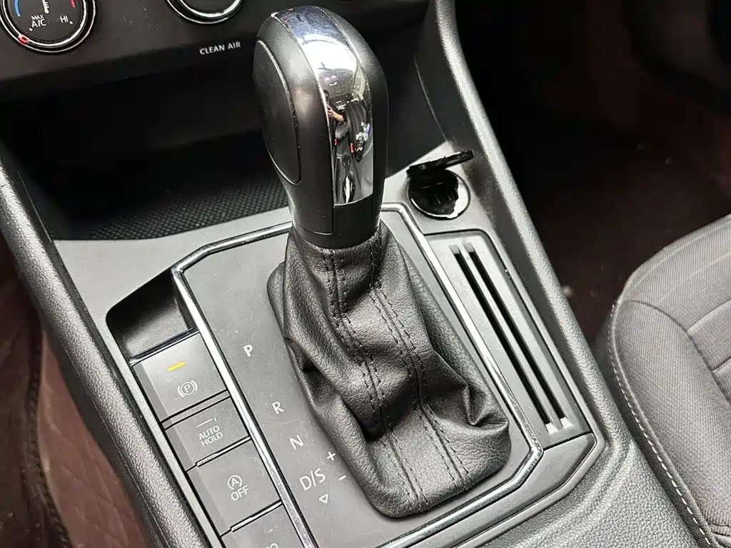 Volkswagen Lavida 2022 280TSI DSG Comfort Edition 2023 - thumbnail 15