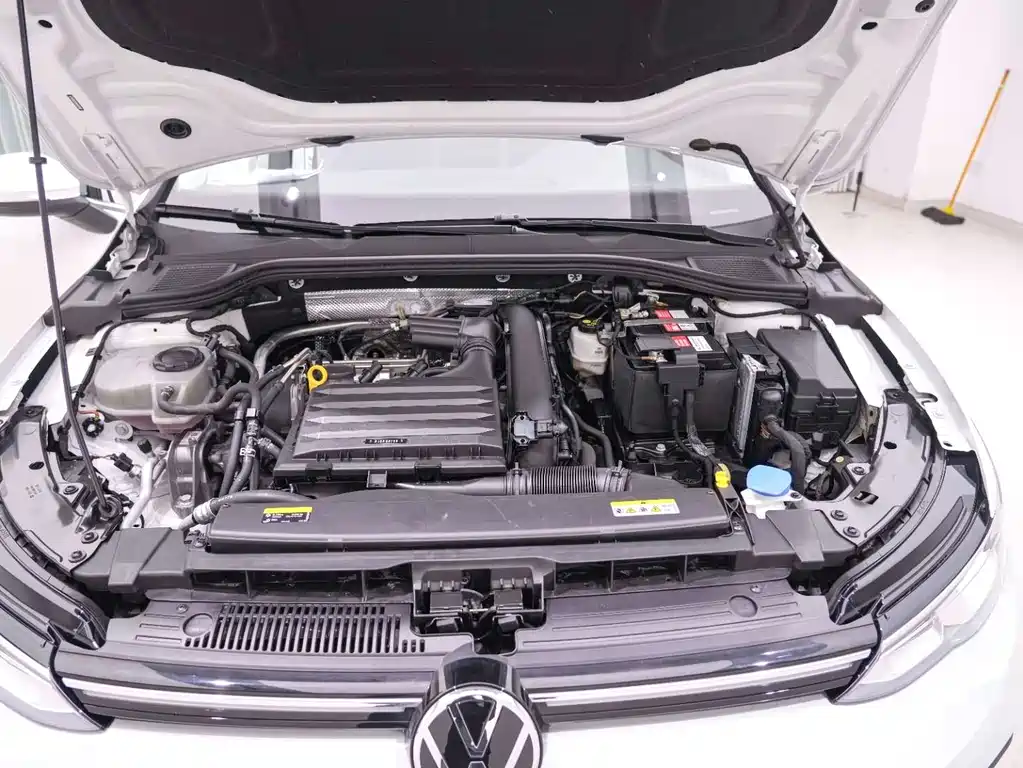 Volkswagen Volkswagen Golf 2023 280TSI DSG Pro 2022 - thumbnail 17