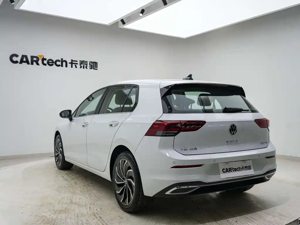 Volkswagen Volkswagen Golf 2023 280TSI DSG Pro 2022 - thumbnail 19