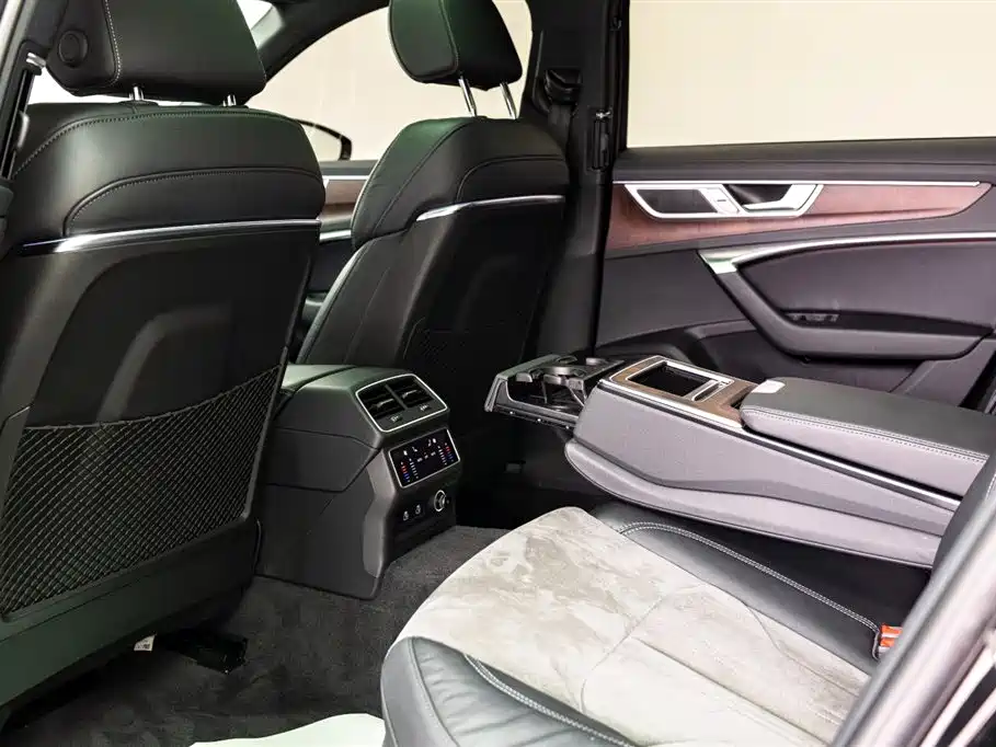 Audi Audi A6L 2023 45 TFSI quattro Premium Dynamic Edition 2023 - thumbnail 7