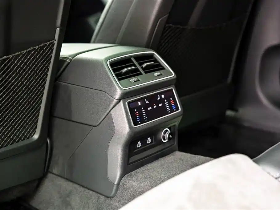 Audi Audi A6L 2023 45 TFSI quattro Premium Dynamic Edition 2023 - thumbnail 18
