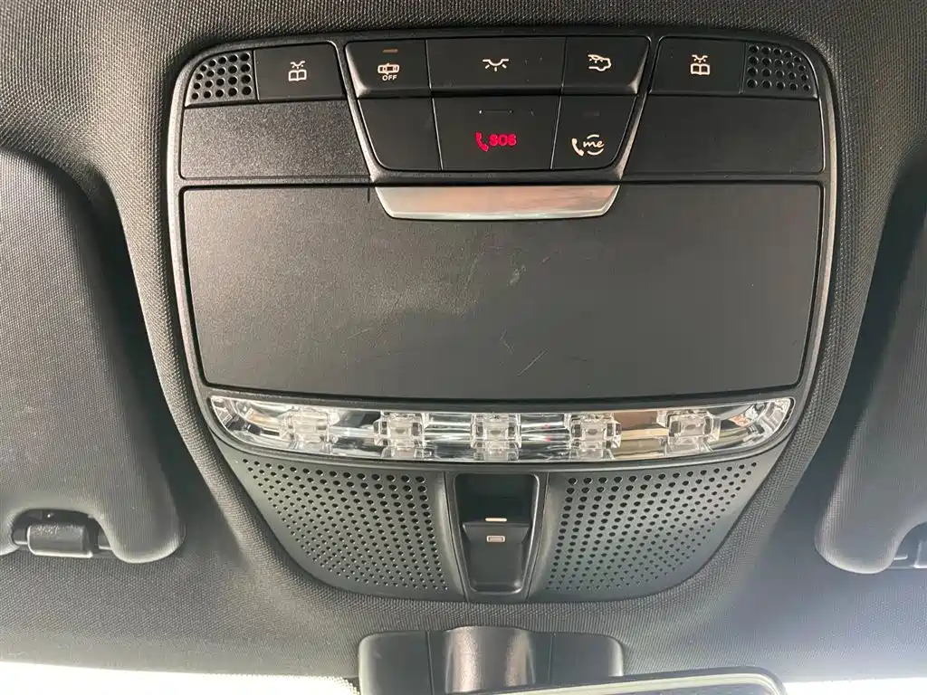 Mercedes-Benz Mercedes-Benz C-Class 2019 C 260 Sport Edition 2019 - thumbnail 25