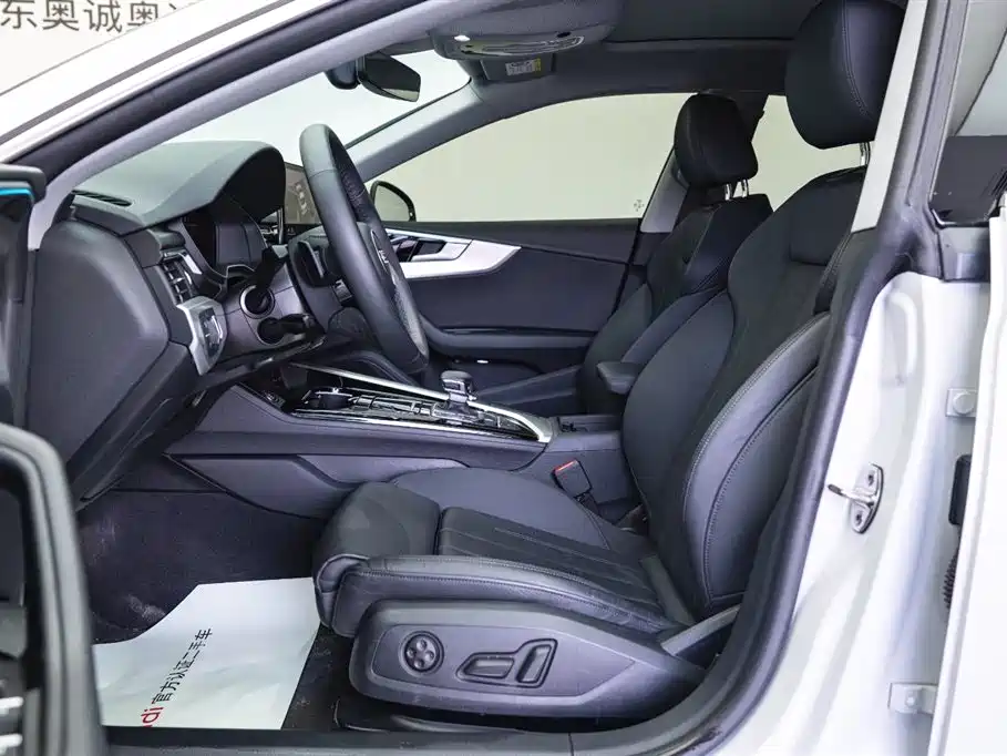 Audi Audi A5 Import 2023 Sportback 40 TFSI Fashion Dynamic Model 2023 - thumbnail 10