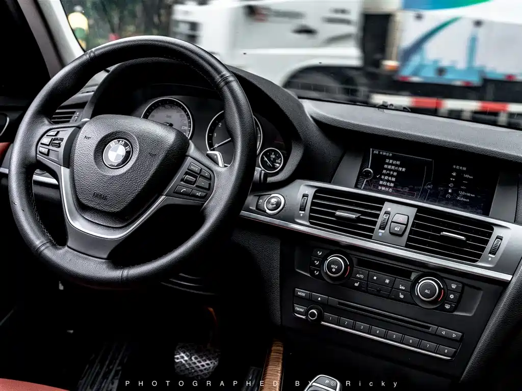 BMW BMW X3 Import 2011 xDrive35i Luxury Edition 2012 - thumbnail 4