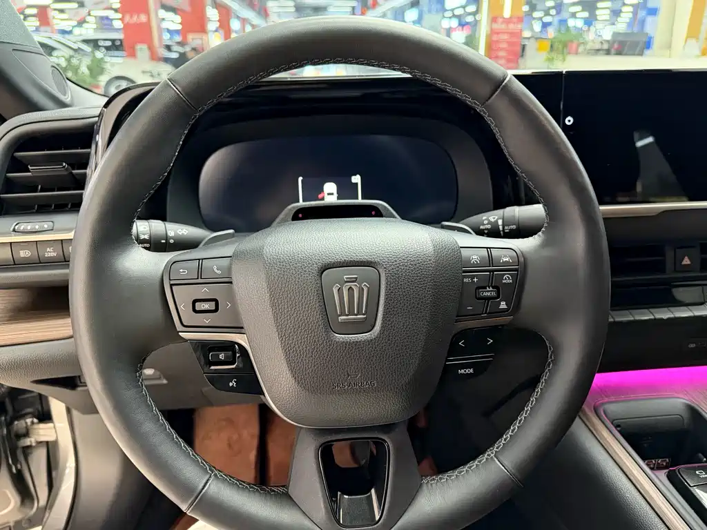 Toyota Crown Import 2024 Model 2.5L Supreme Edition 2024 - thumbnail 5