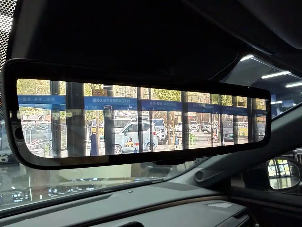 Toyota Crown Import 2024 Model 2.5L Supreme Edition 2024 - thumbnail 14