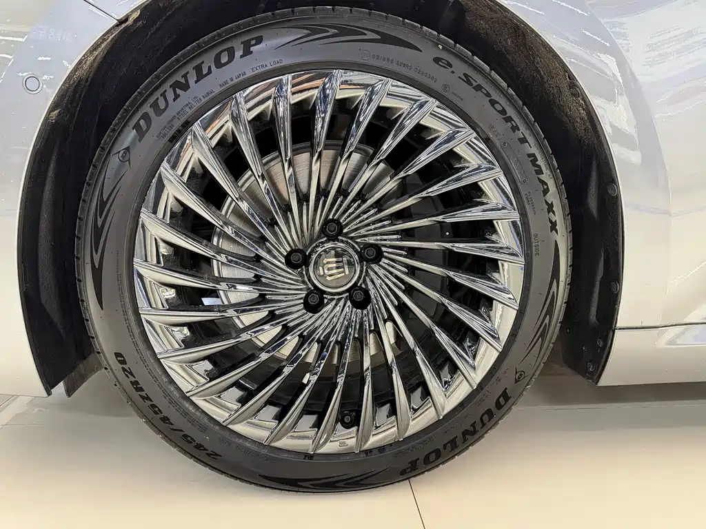 Toyota Crown Import 2024 Model 2.5L Supreme Edition 2024 - thumbnail 15