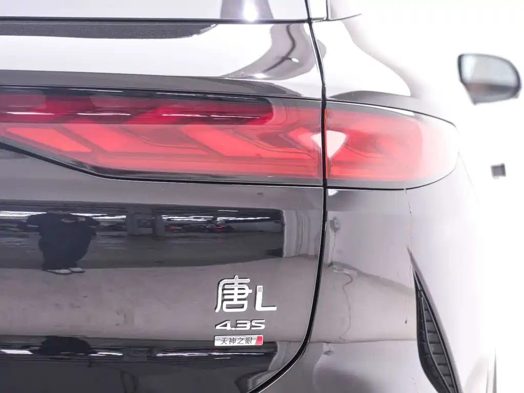 BYD Tang L 2025 DM 200KM AWD LiDAR Flagship Model 2025 - thumbnail 19