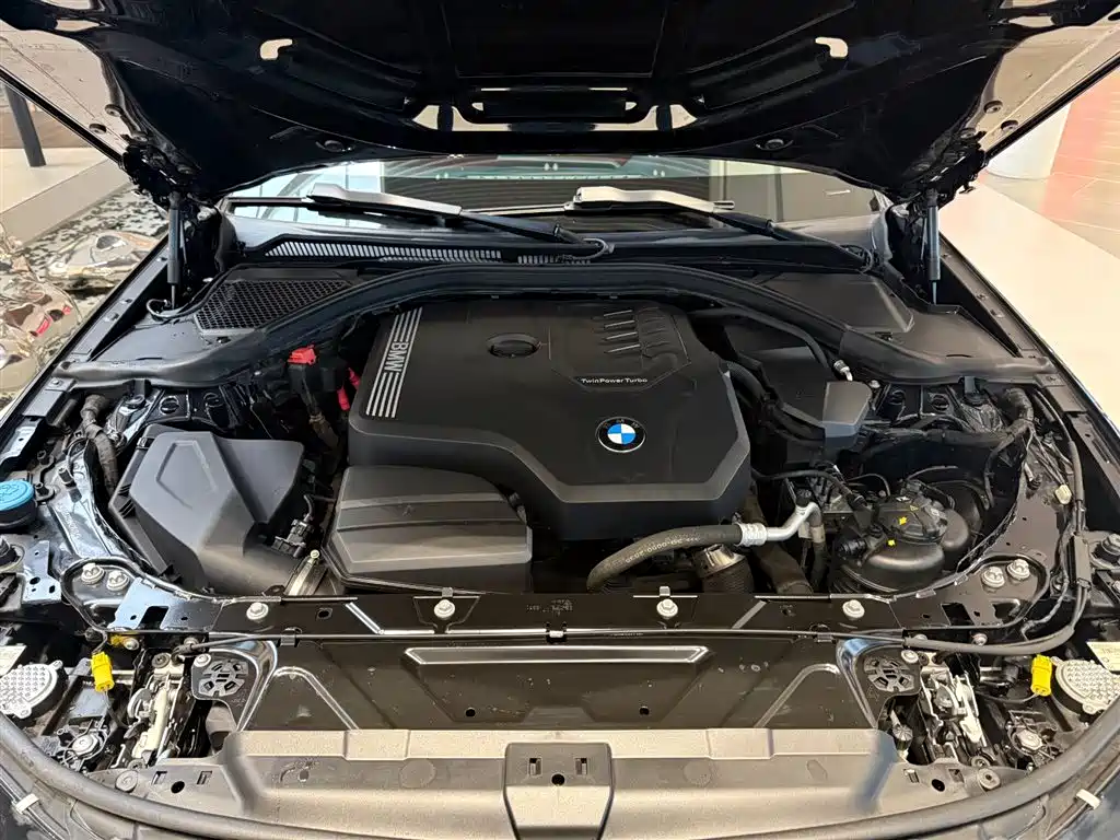 BMW BMW 3 Series 2022 325i M Sport Shadow Night Package 2022 - thumbnail 4