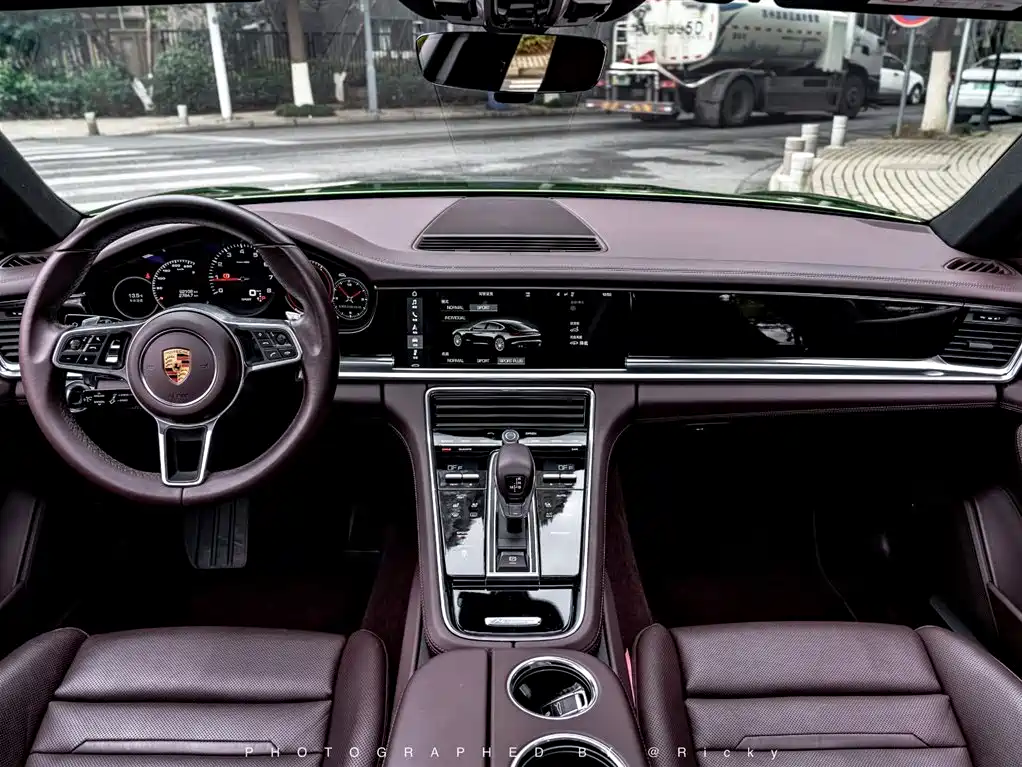 Porsche Porsche Panamera 2017 3.0T 2017 - thumbnail 4